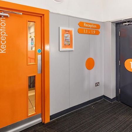 Easyhotel Единбург Екстериор снимка