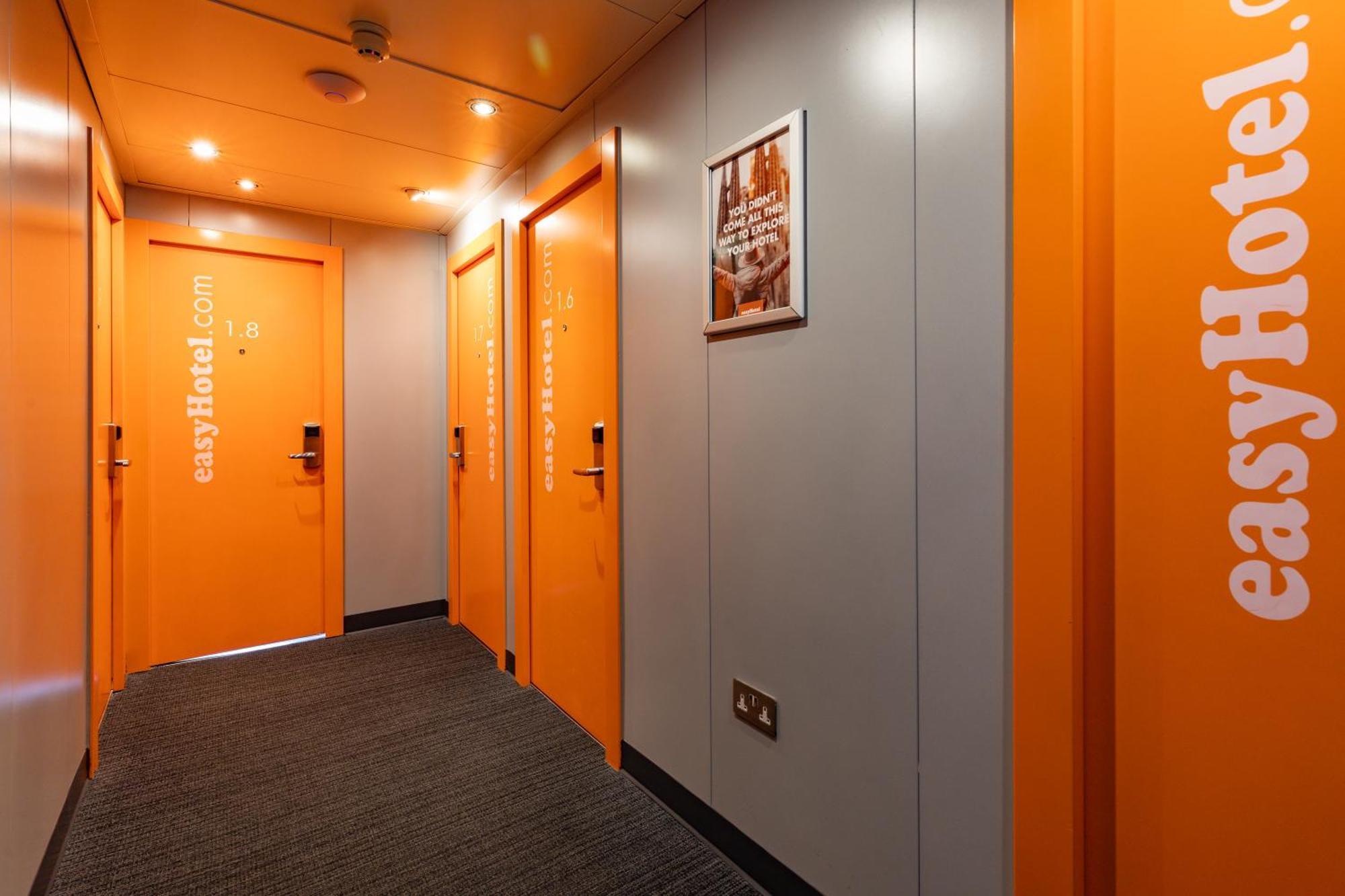 Easyhotel Единбург Екстериор снимка
