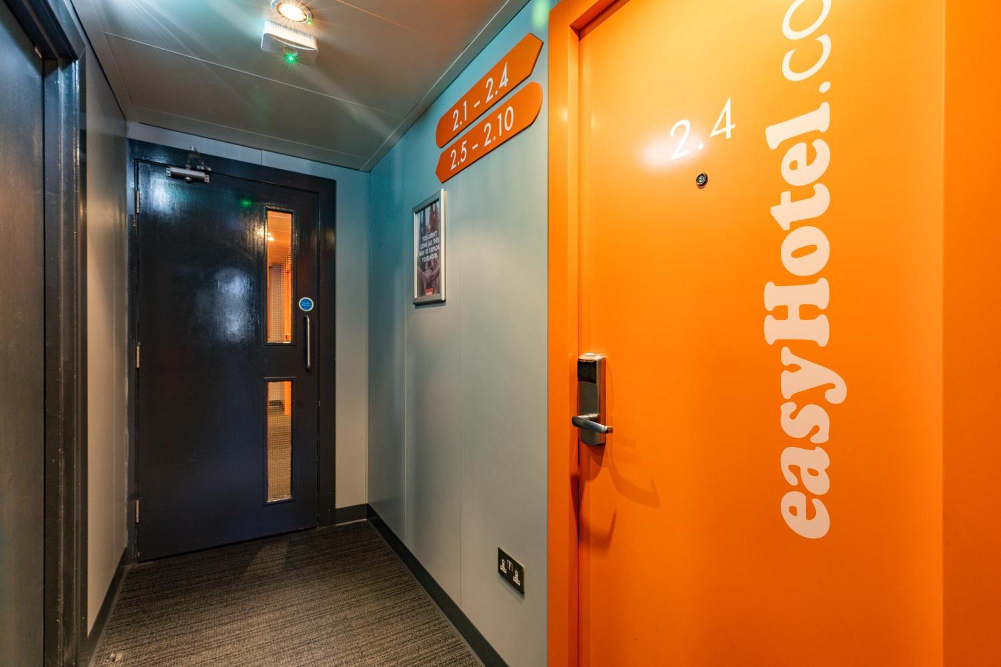 Easyhotel Единбург Екстериор снимка