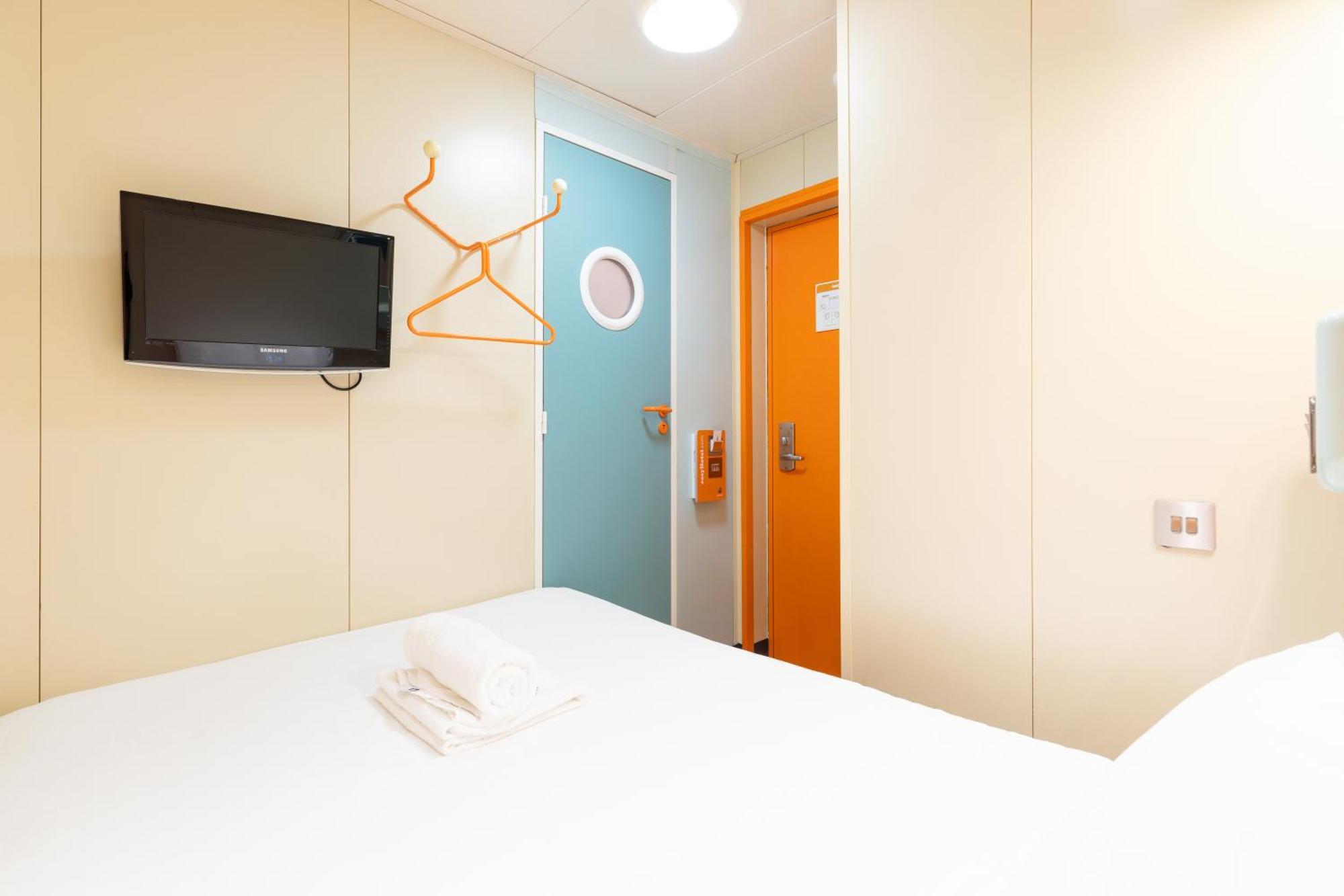 Easyhotel Единбург Екстериор снимка